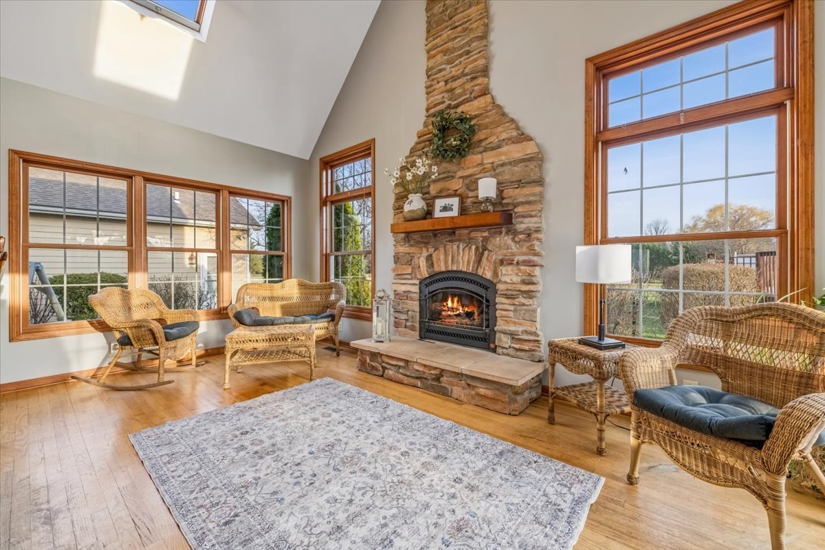 12556 Woodview Street, Plano, IL 60545