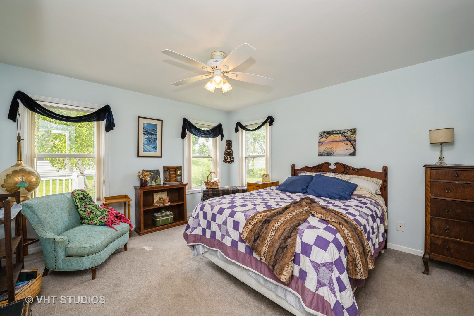 1016 Castleton Court, Grayslake, IL 60030