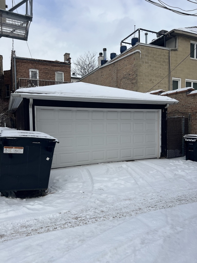 911 W Diversey Parkway, Chicago, IL 60614