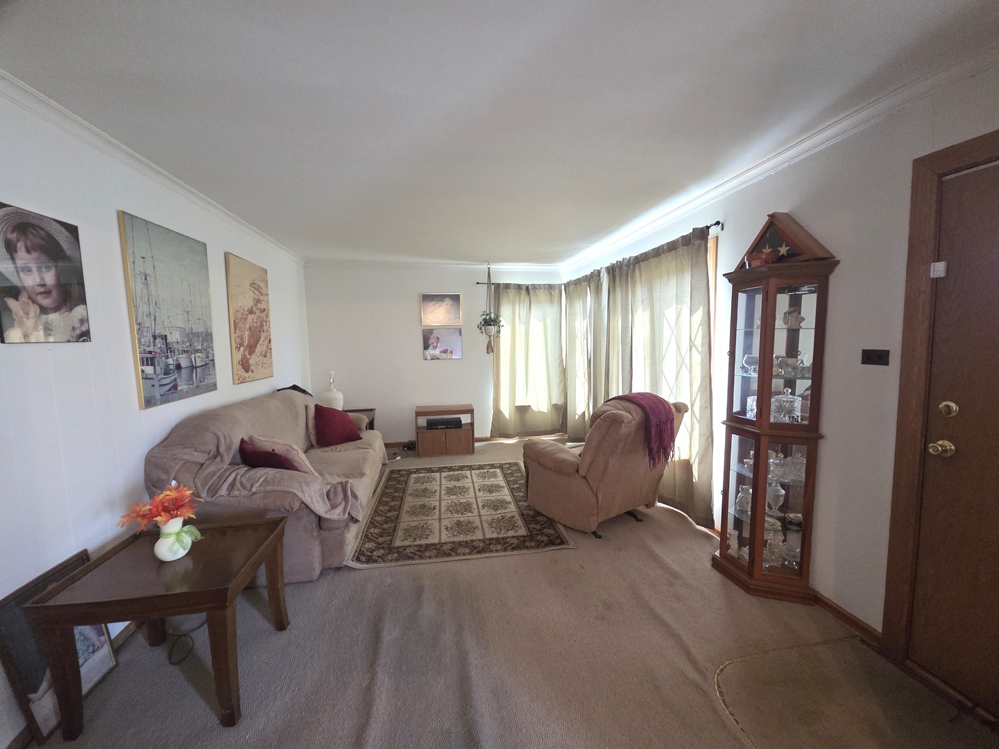 829 N Roy Avenue, Melrose Park, IL 60164