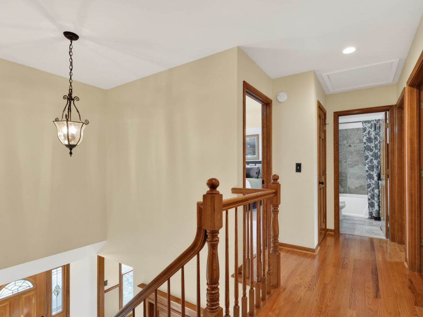 3700 Charlemaine Drive, Aurora, IL 60504