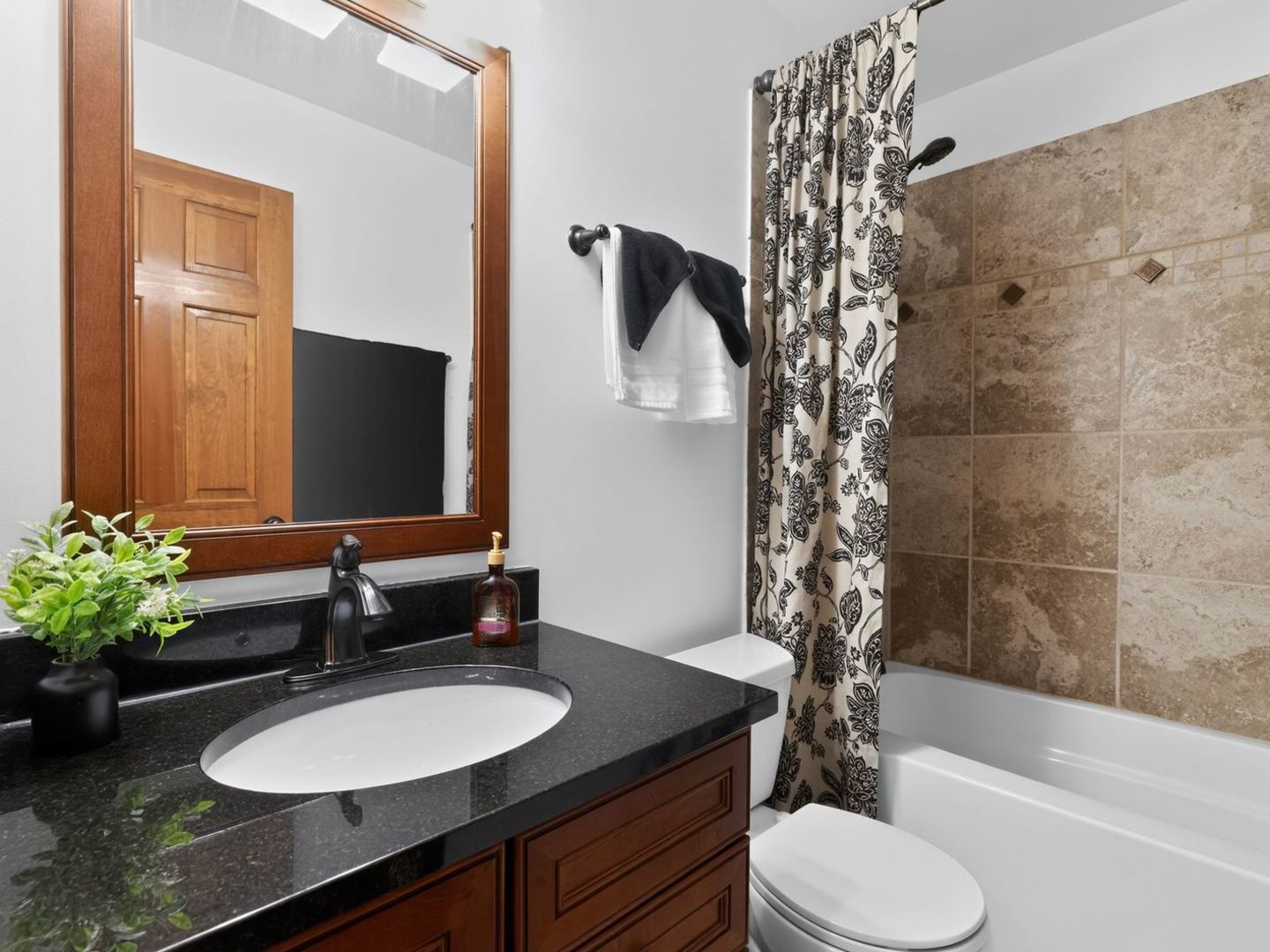 3700 Charlemaine Drive, Aurora, IL 60504