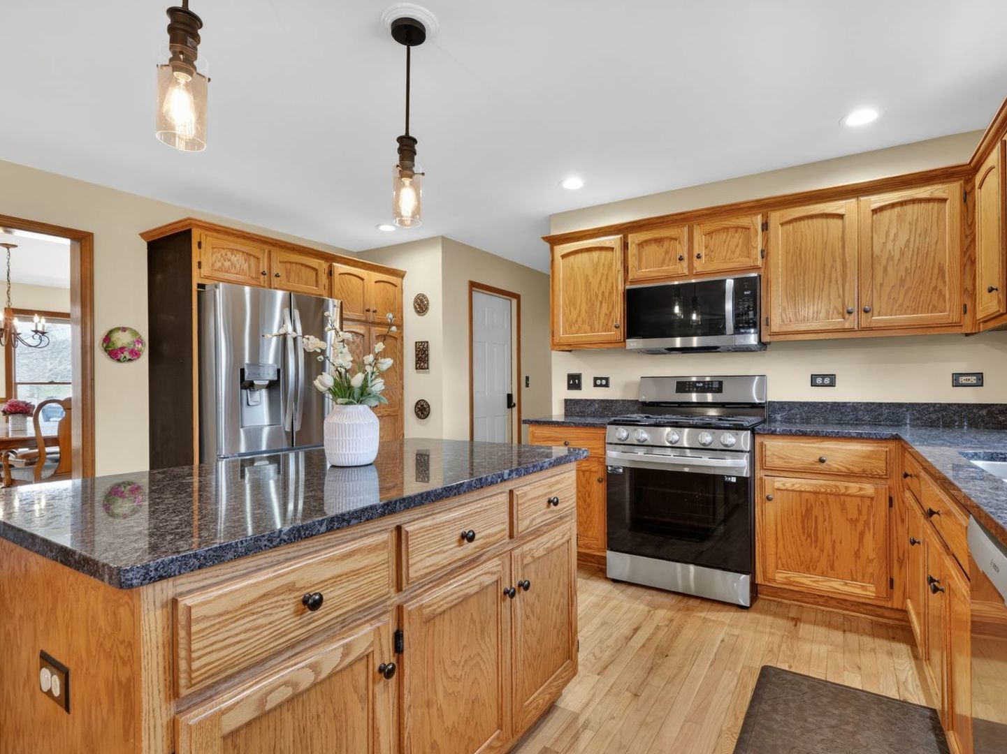 3700 Charlemaine Drive, Aurora, IL 60504