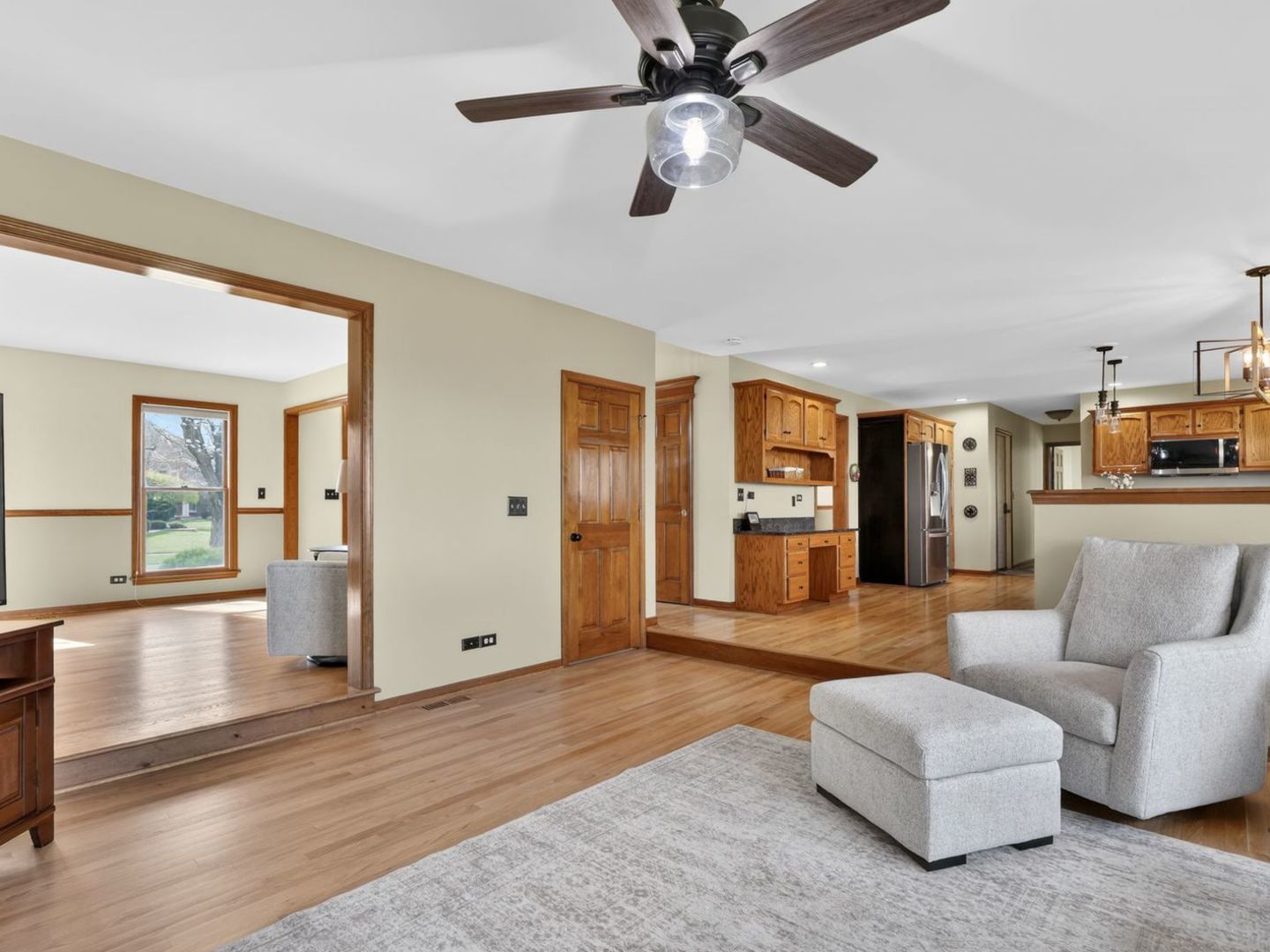 3700 Charlemaine Drive, Aurora, IL 60504