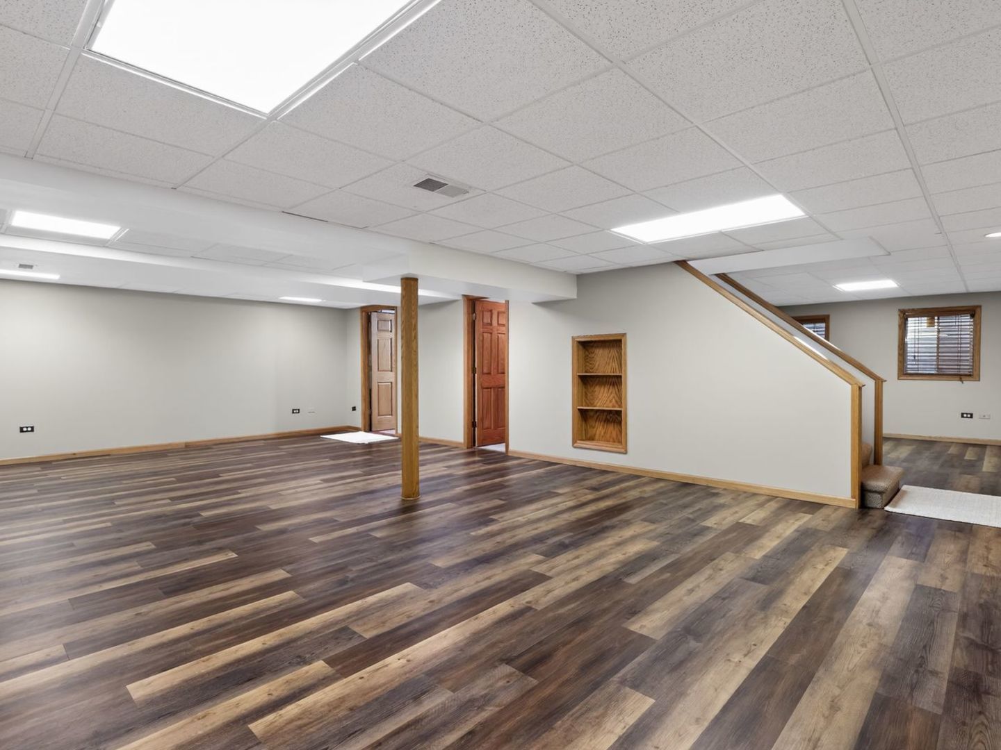 3700 Charlemaine Drive, Aurora, IL 60504