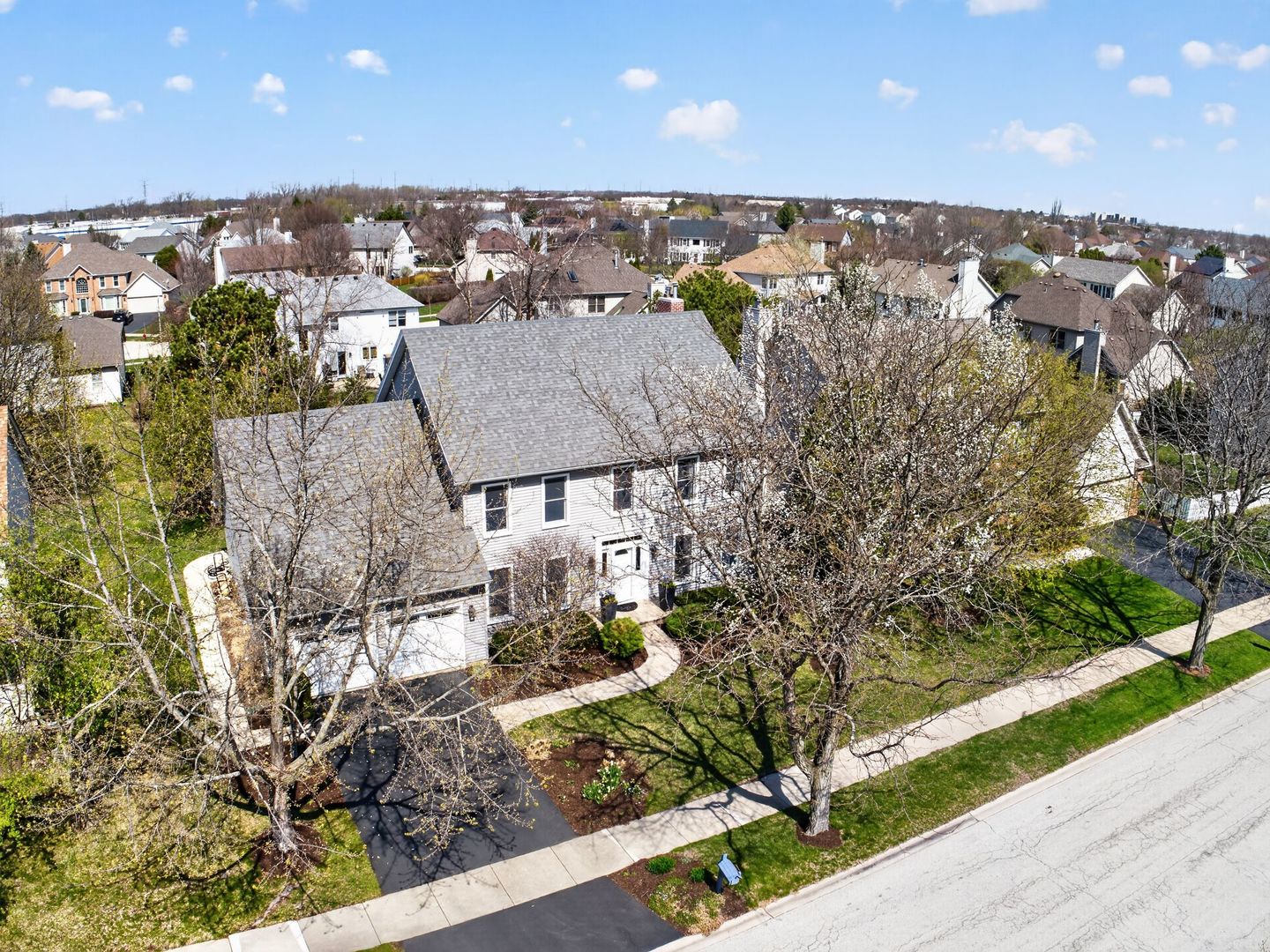 3700 Charlemaine Drive, Aurora, IL 60504