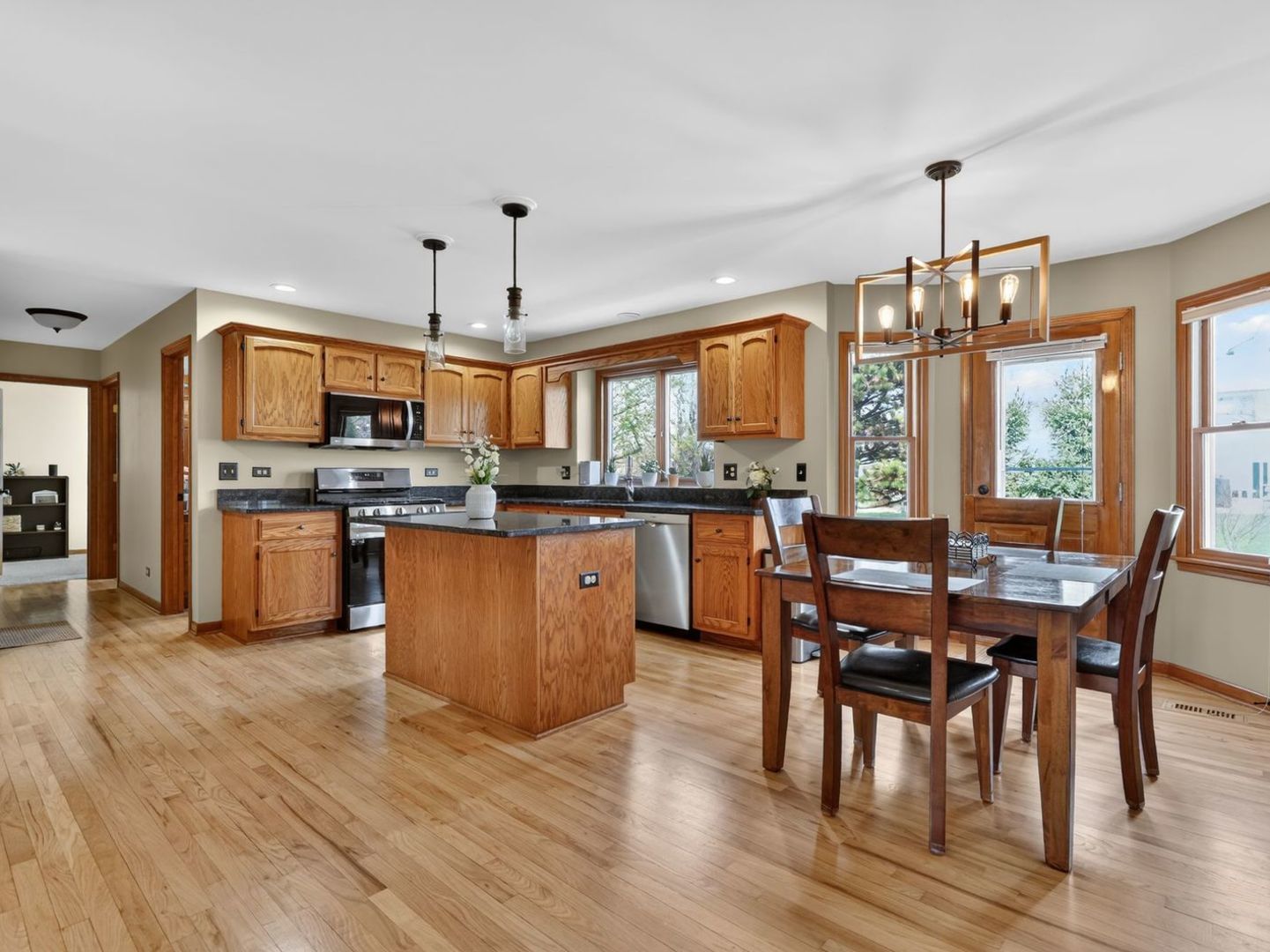 3700 Charlemaine Drive, Aurora, IL 60504