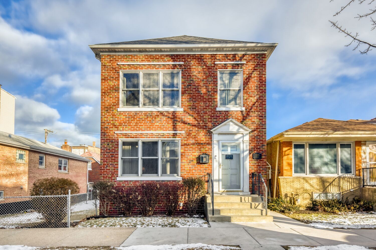 3333 S Emerald Avenue, Chicago, IL 60616