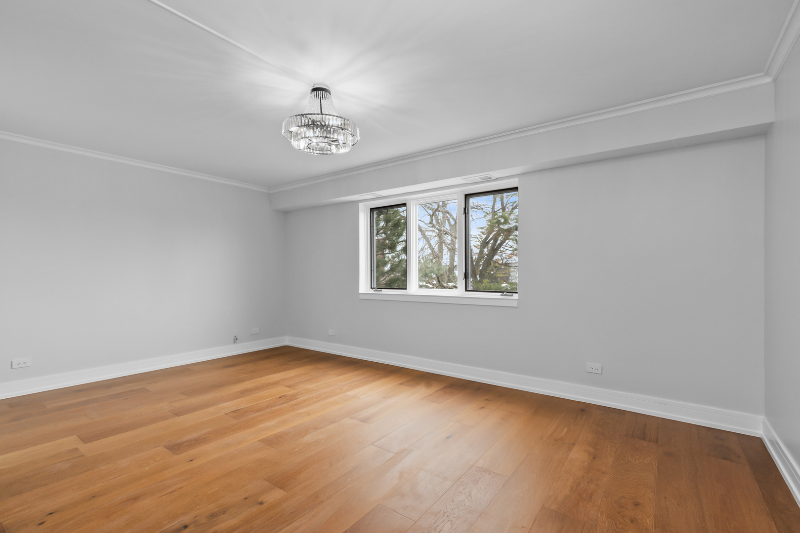 2086 Saint Johns Avenue #306, Highland Park, IL 60035