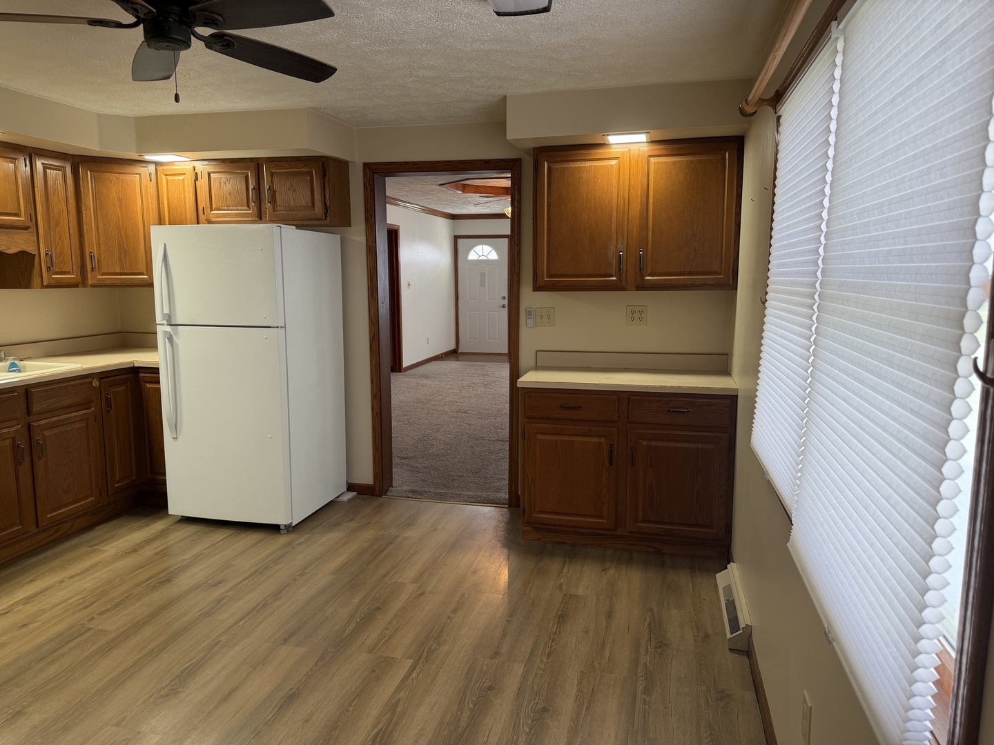 609 E Clay Street, Clinton, IL 61727