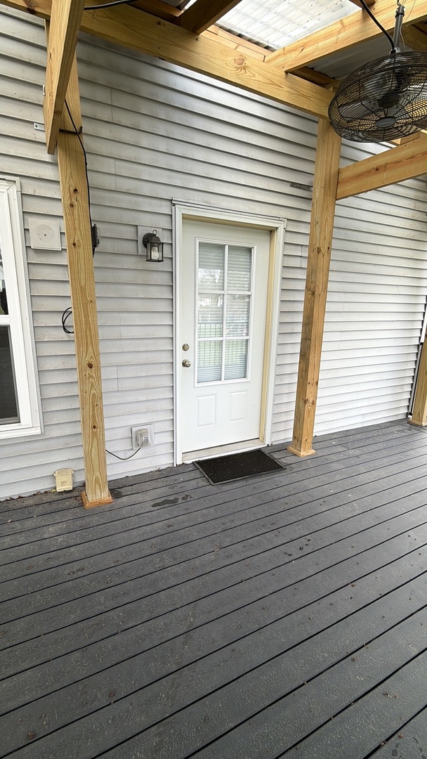 609 E Clay Street, Clinton, IL 61727