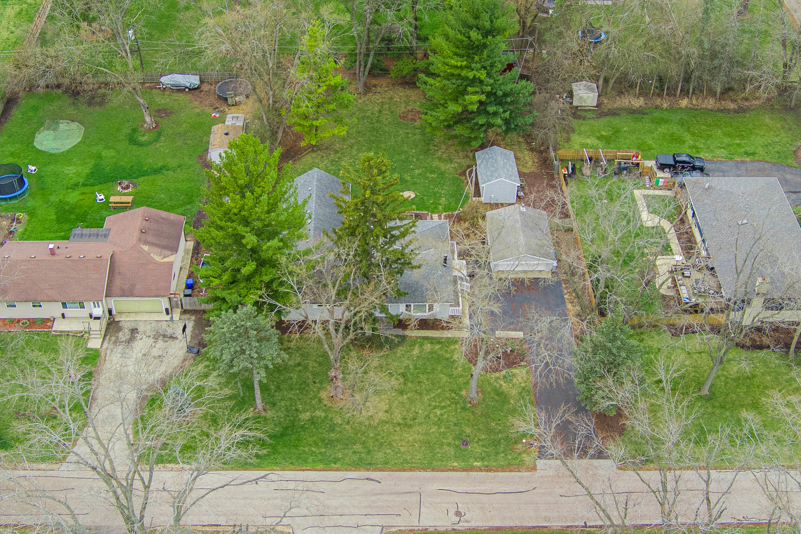 270 S Ott Avenue, Glen Ellyn, IL 60137