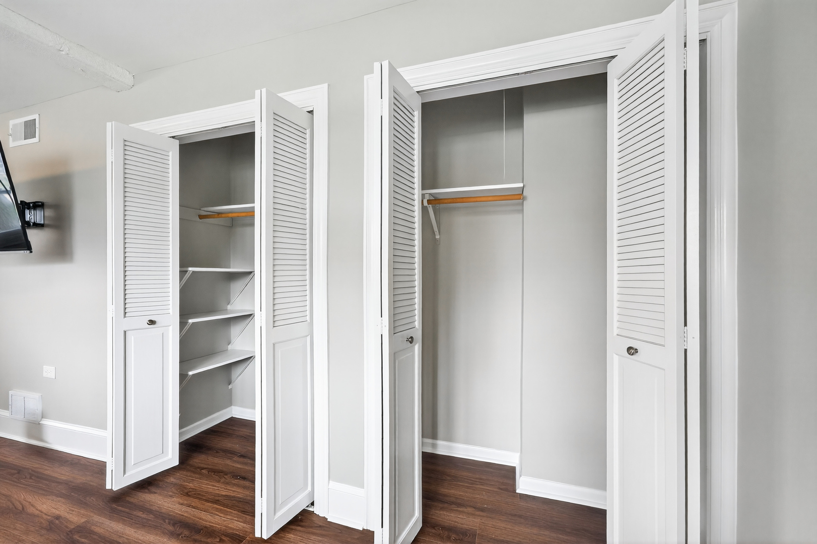 270 S Ott Avenue, Glen Ellyn, IL 60137