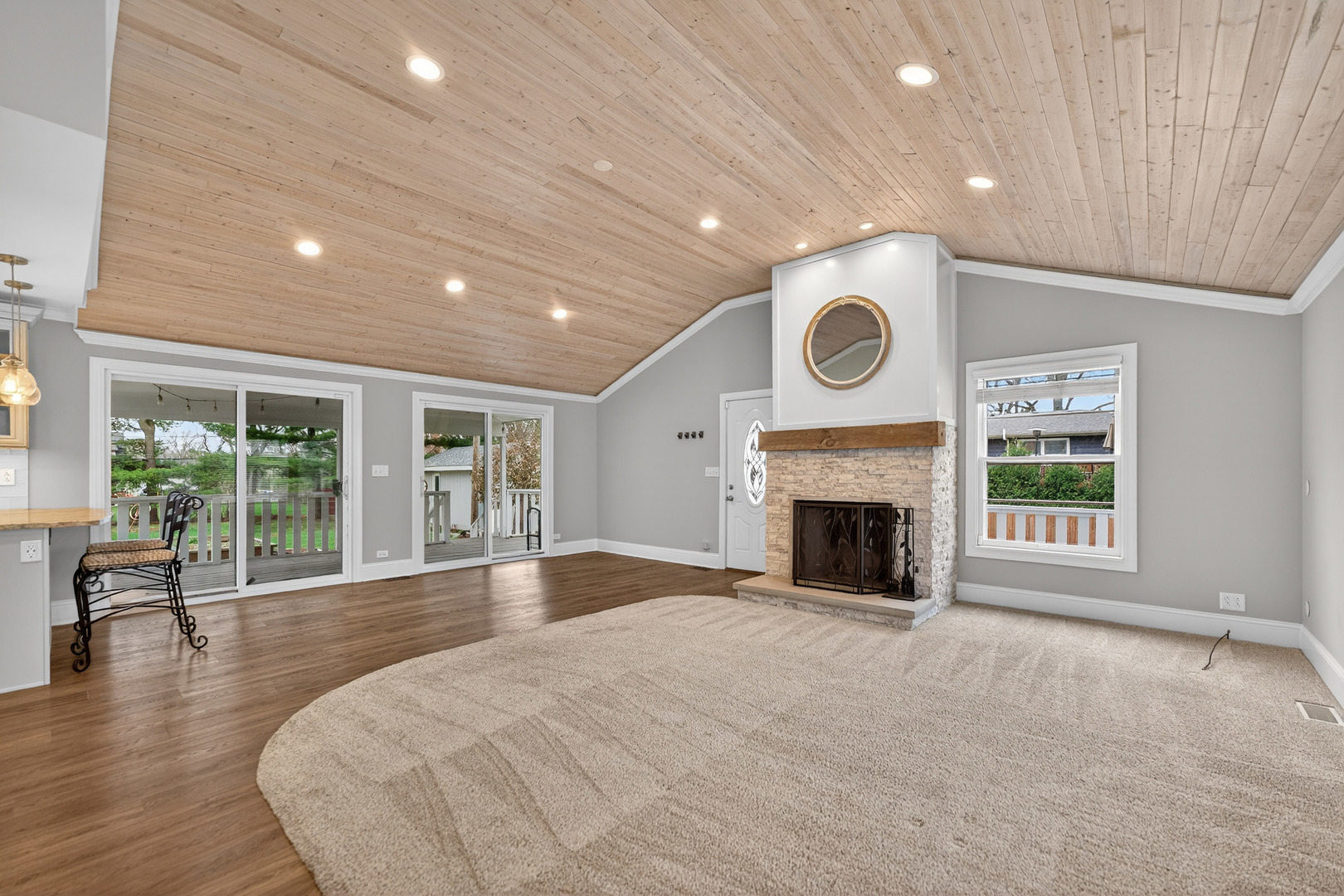 270 S Ott Avenue, Glen Ellyn, IL 60137