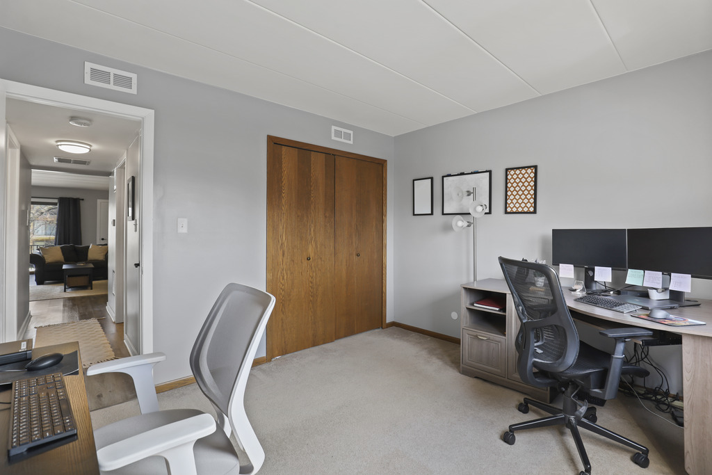 7301 Evergreen Drive #2B, Orland Park, IL 60462