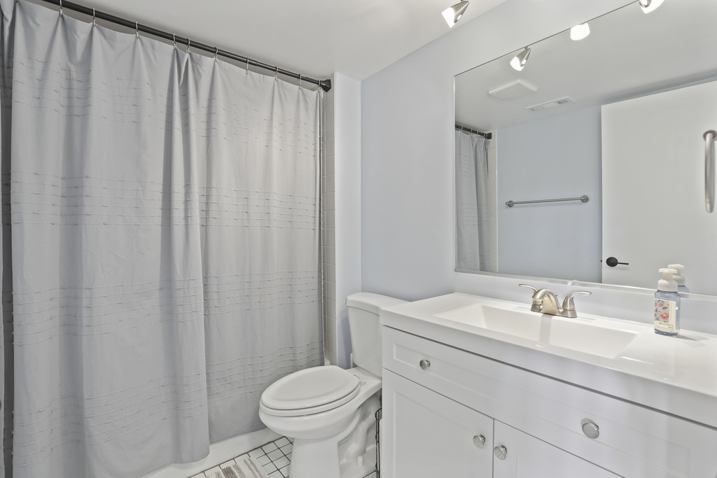 7301 Evergreen Drive #2B, Orland Park, IL 60462