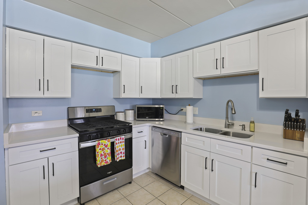 7301 Evergreen Drive #2B, Orland Park, IL 60462