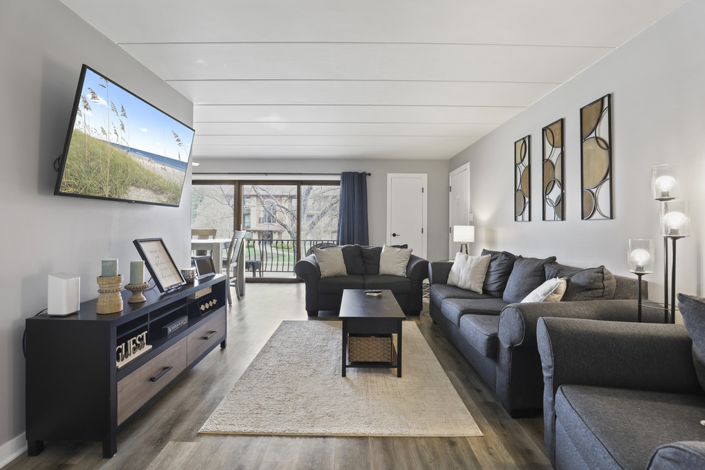 7301 Evergreen Drive #2B, Orland Park, IL 60462