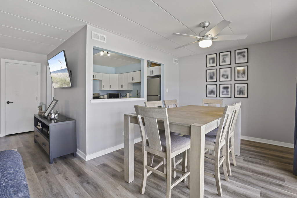 7301 Evergreen Drive #2B, Orland Park, IL 60462