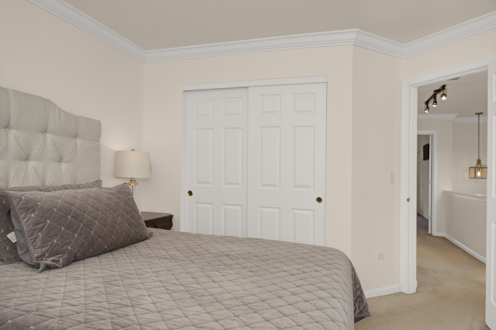 16640 S Windsor Lane, Lockport, IL 60441