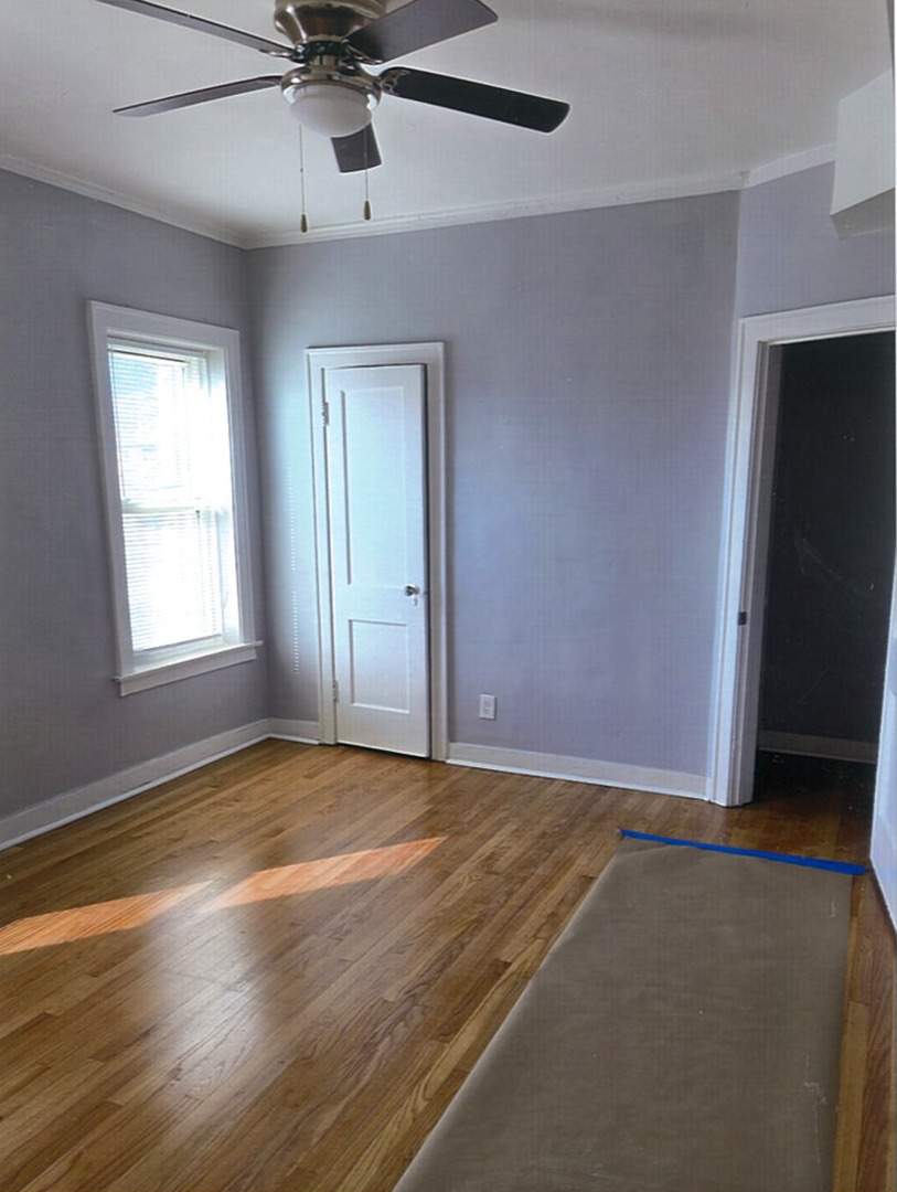 7847 S Paxton Avenue, Chicago, IL 60649