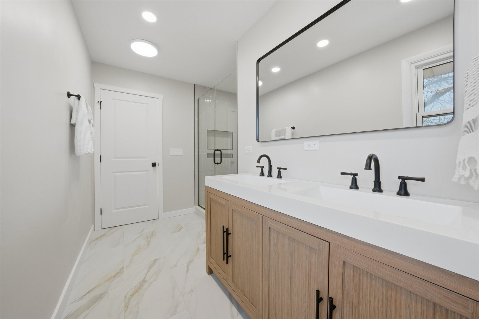 6S656 Avon Court, Naperville, IL 60540