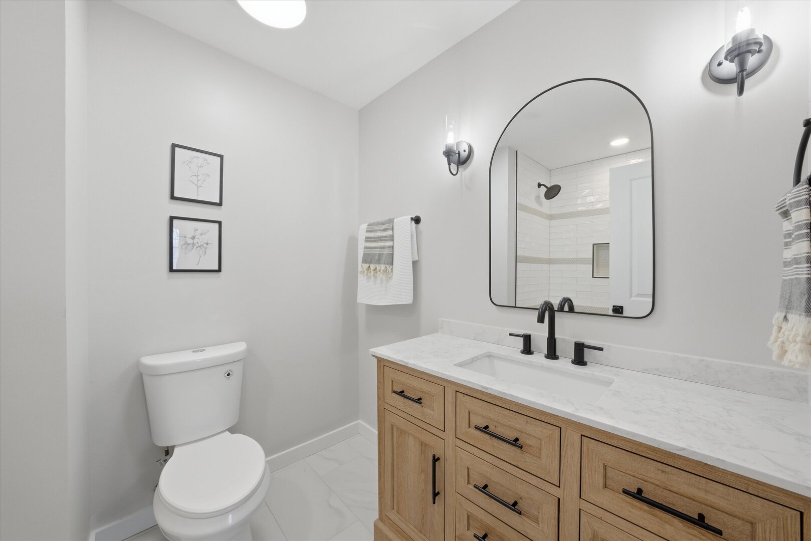 6S656 Avon Court, Naperville, IL 60540