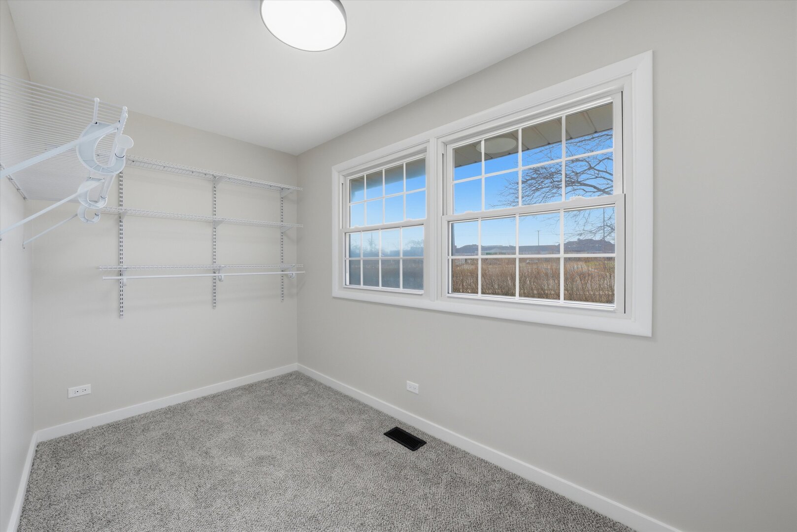 6S656 Avon Court, Naperville, IL 60540