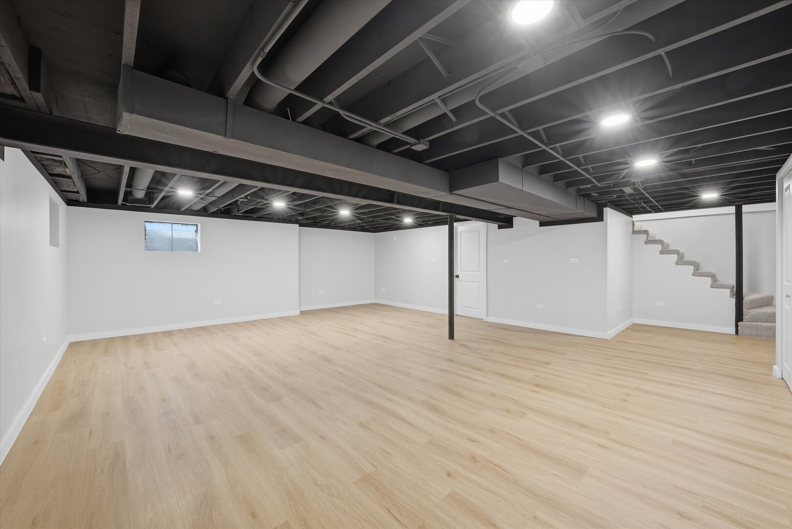 6S656 Avon Court, Naperville, IL 60540