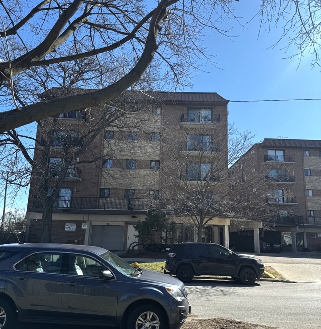 2333 N Neva Avenue #404C, Chicago, IL 60707