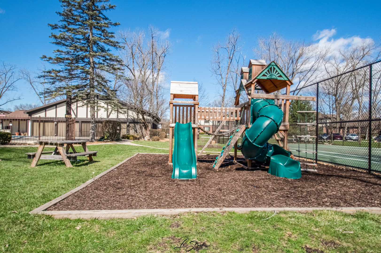 8137 Chestnut Drive #C, Palos Hills, IL 60465