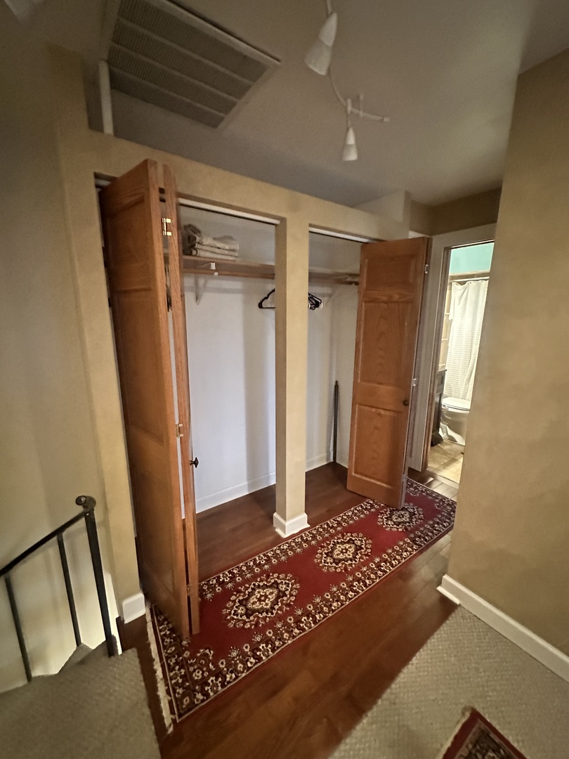 34 Montego Colony #1, Fox Lake, IL 60020