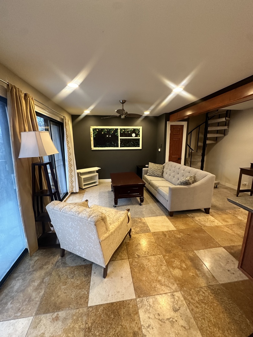 34 Montego Colony #1, Fox Lake, IL 60020