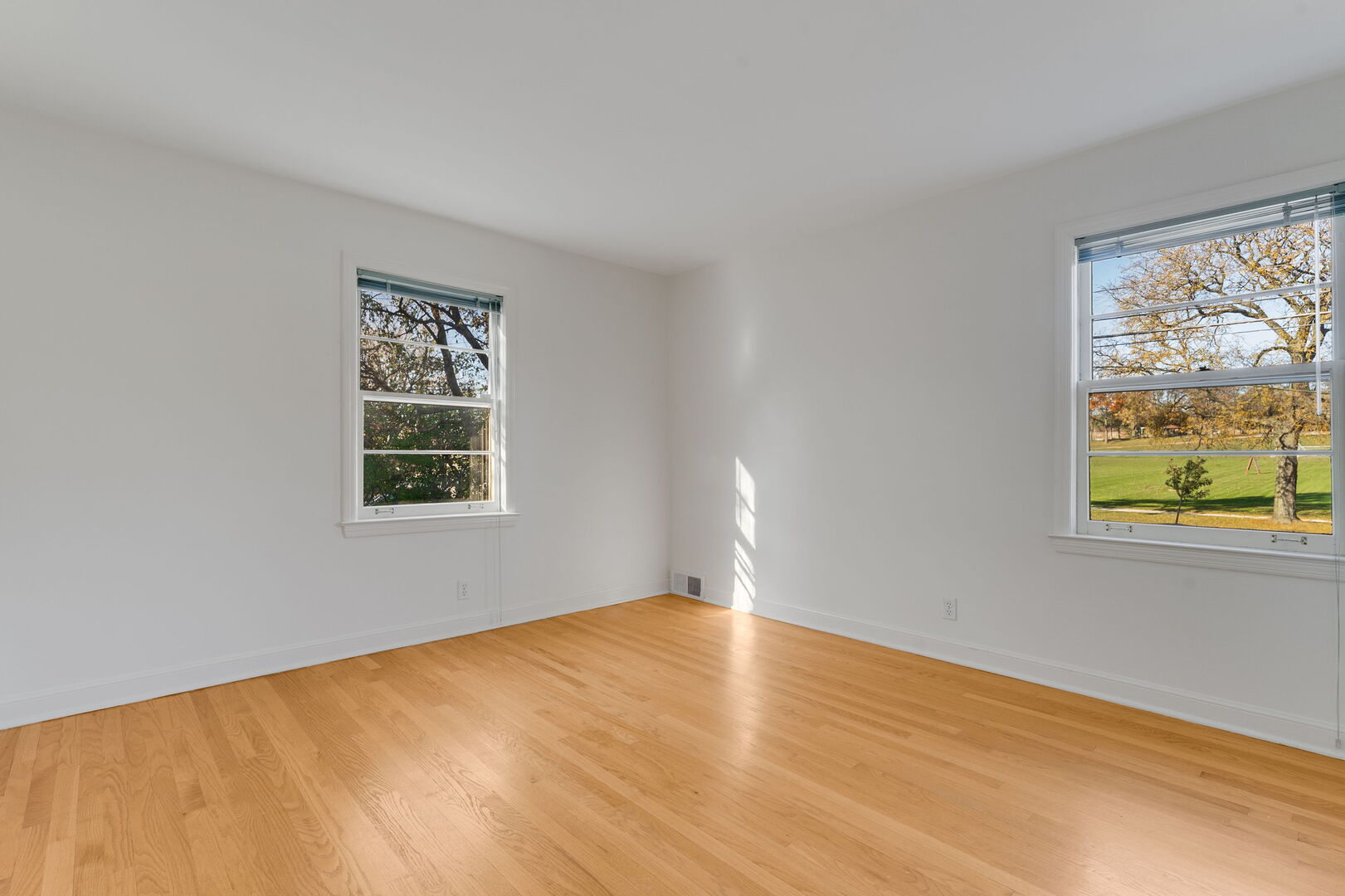 4700 Central Avenue, Western Springs, IL 60558