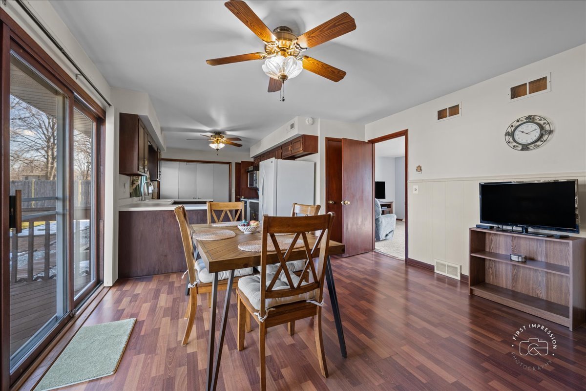 27W285 Bauer Road, Naperville, IL 60563