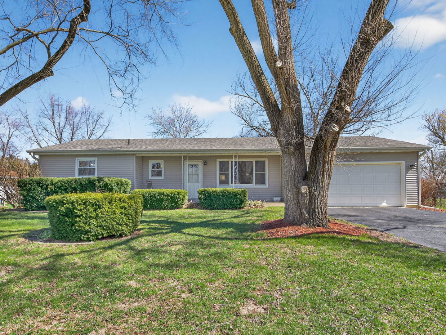 475 N 4th Avenue, Coal City, IL 60416