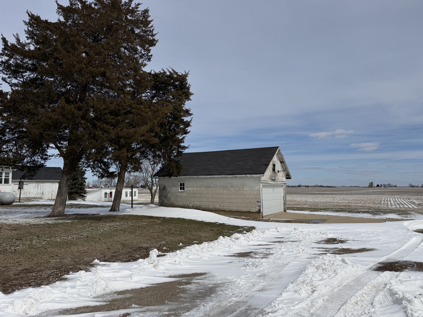 10212 Immanuel Road, Yorkville, IL 60560