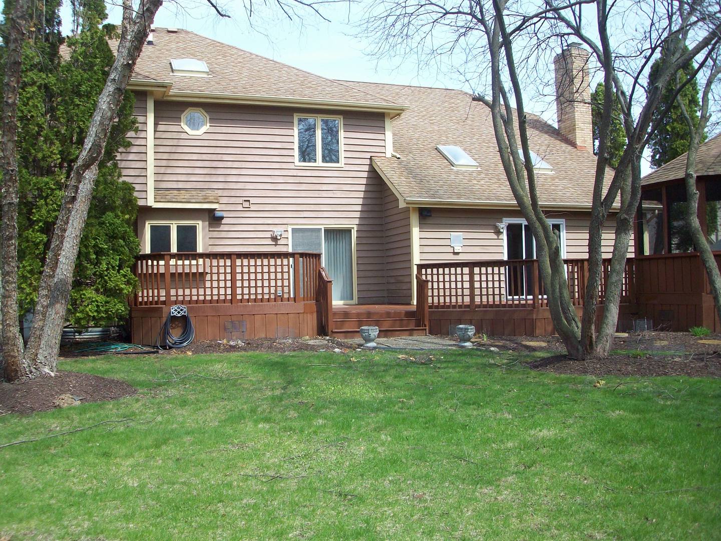 1000 Sheringham Drive, Naperville, IL 60565