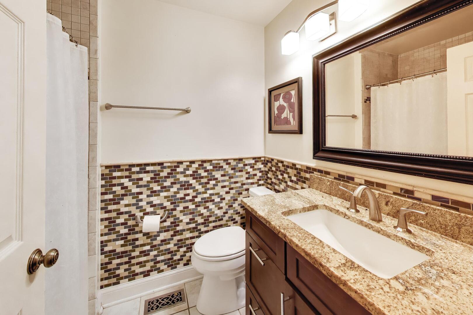 927 Kilkenny Drive #A, Wheaton, IL 60189