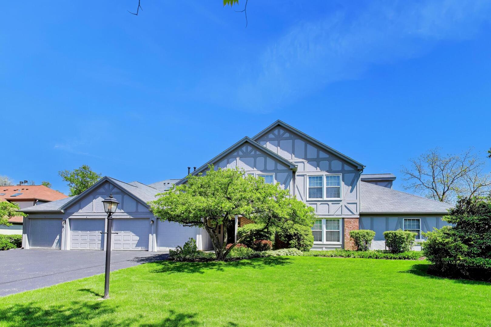 927 Kilkenny Drive #A, Wheaton, IL 60189