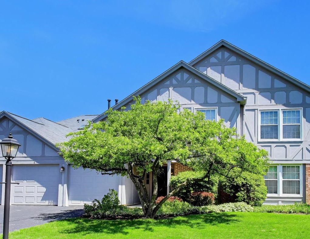 927 Kilkenny Drive #A, Wheaton, IL 60189