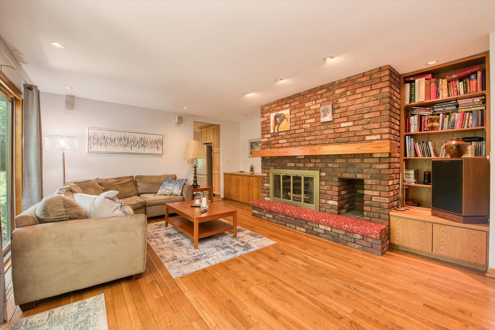 1196 Nottingham Lane, Elgin, IL 60120