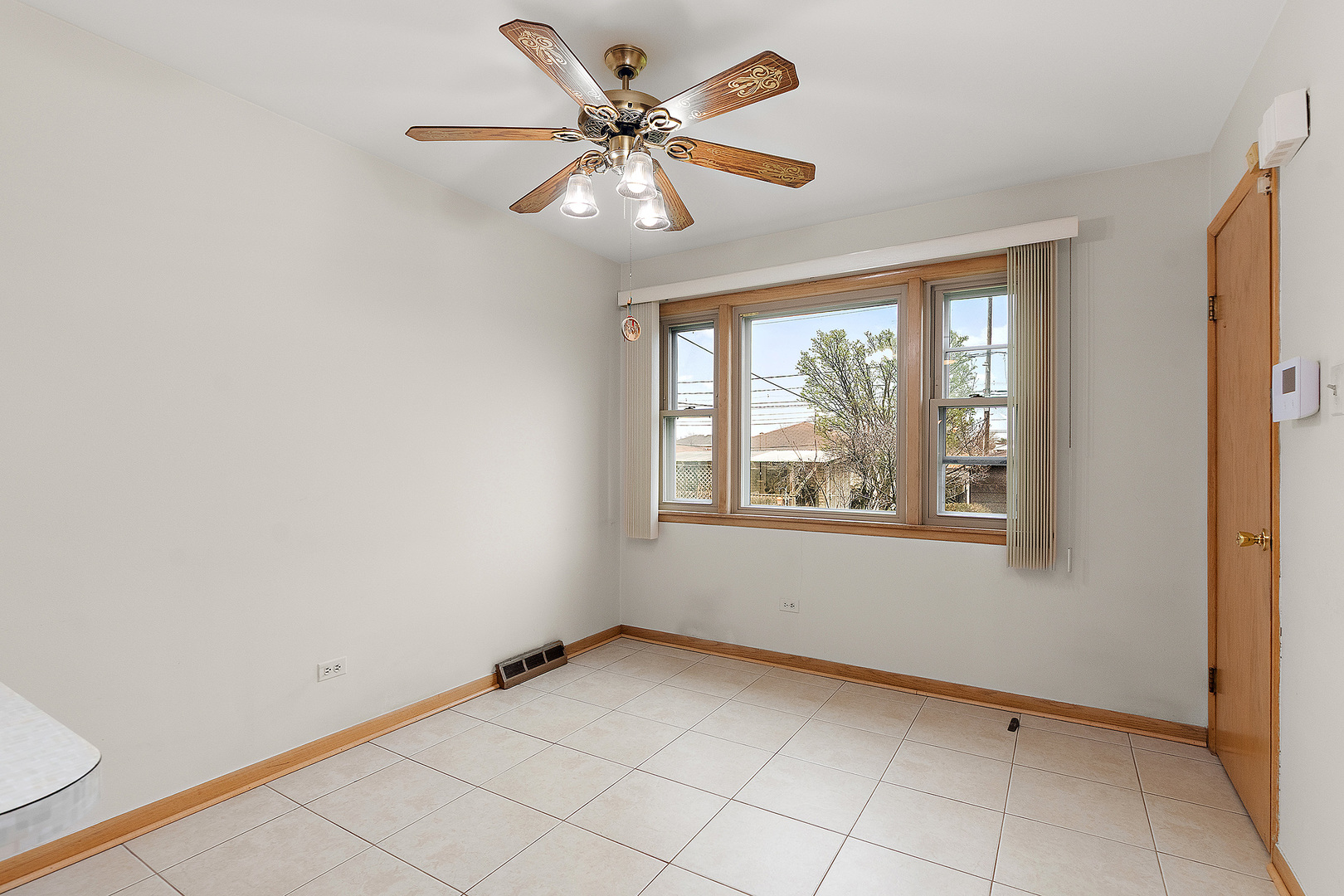 6421 S Knox Avenue, Chicago, IL 60629