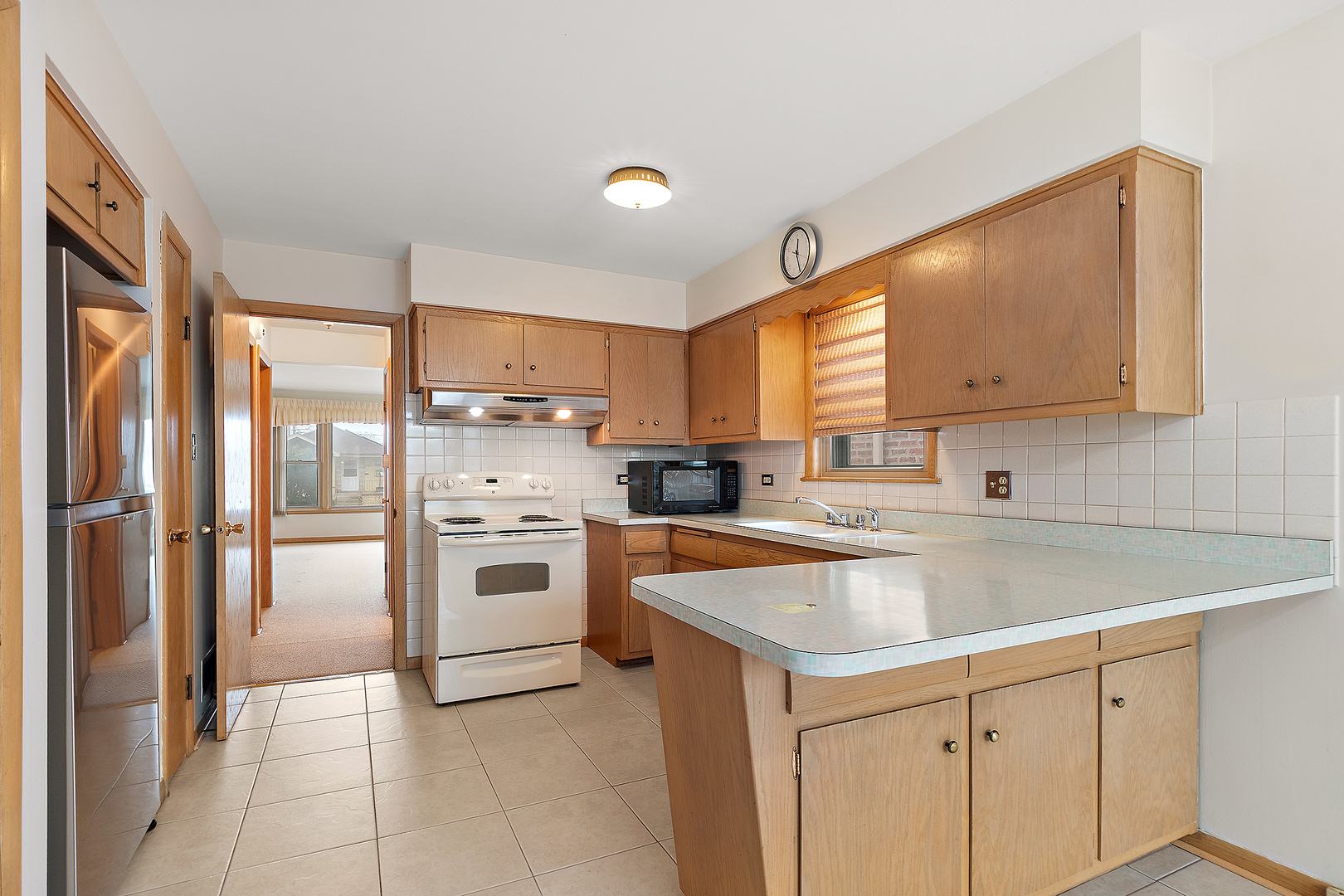 6421 S Knox Avenue, Chicago, IL 60629