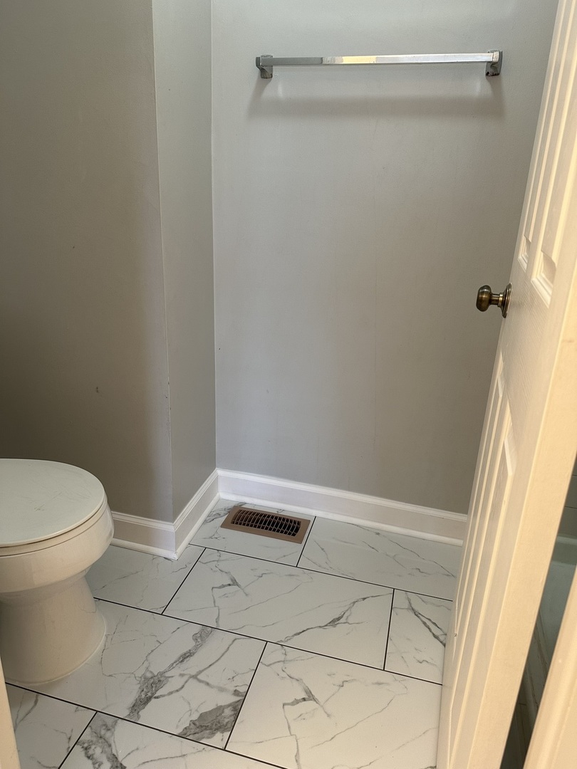 2819 White Thorn Avenue #0, Naperville, IL 60564