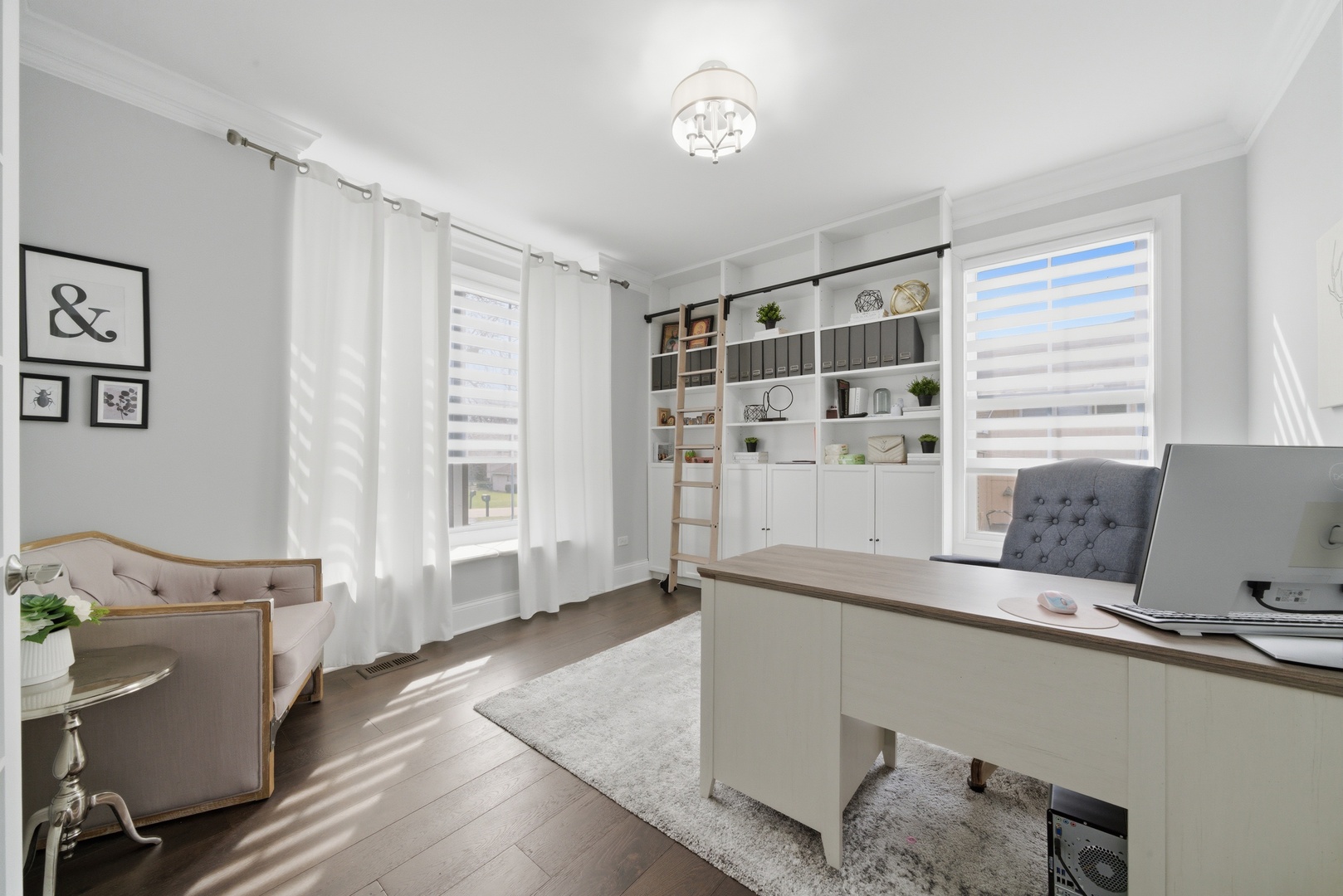 7814 Brookbank Road, Willowbrook, IL 60527