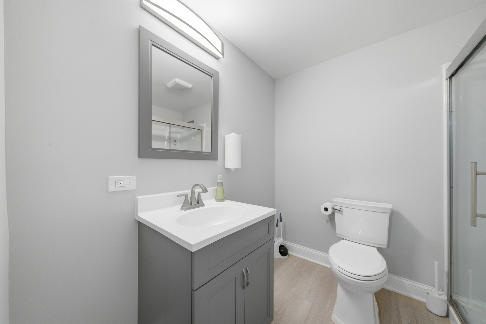 7814 Brookbank Road, Willowbrook, IL 60527