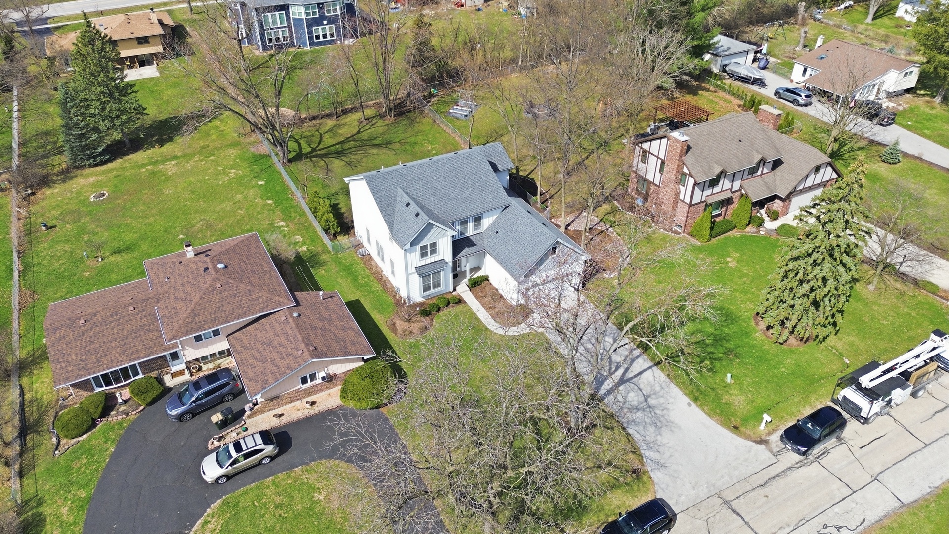 7814 Brookbank Road, Willowbrook, IL 60527