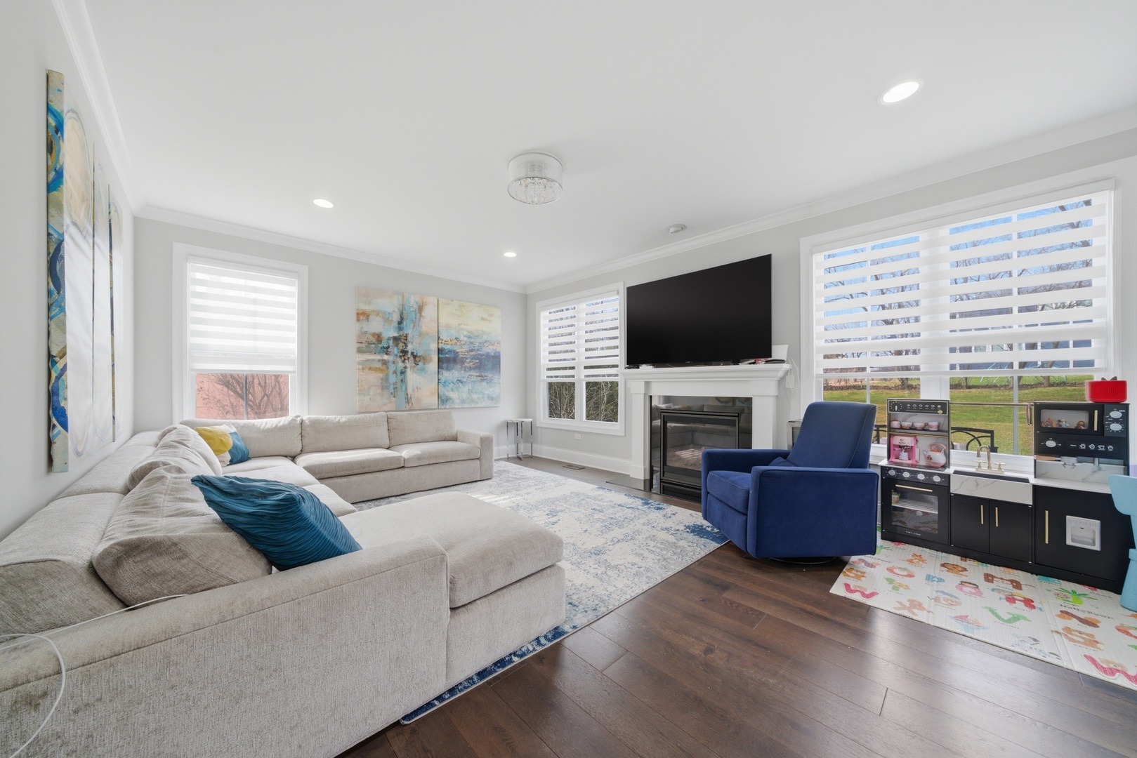 7814 Brookbank Road, Willowbrook, IL 60527