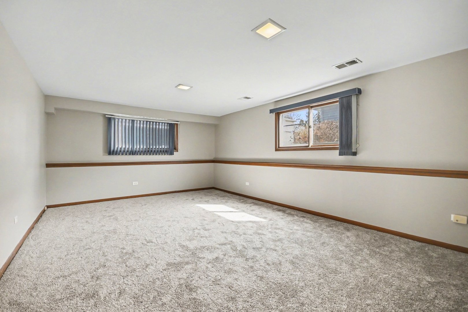 4029 N Grant Street, Westmont, IL 60559